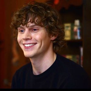 Meet your Posher, Breanna